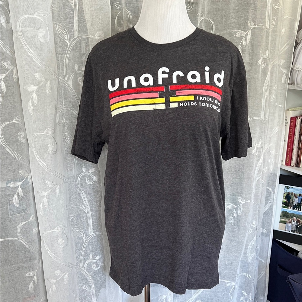 NWT Large Unafraid Christian Graphic T-Shirt
